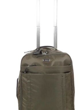 Tumi Voyageur Super Léger International Carry-On in Olive